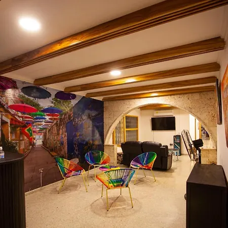 El Bando Hostal