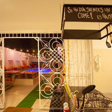 Hostal El Bando *