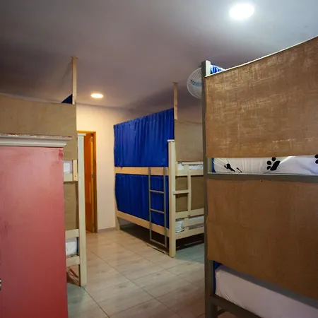 Hostal El Bando *